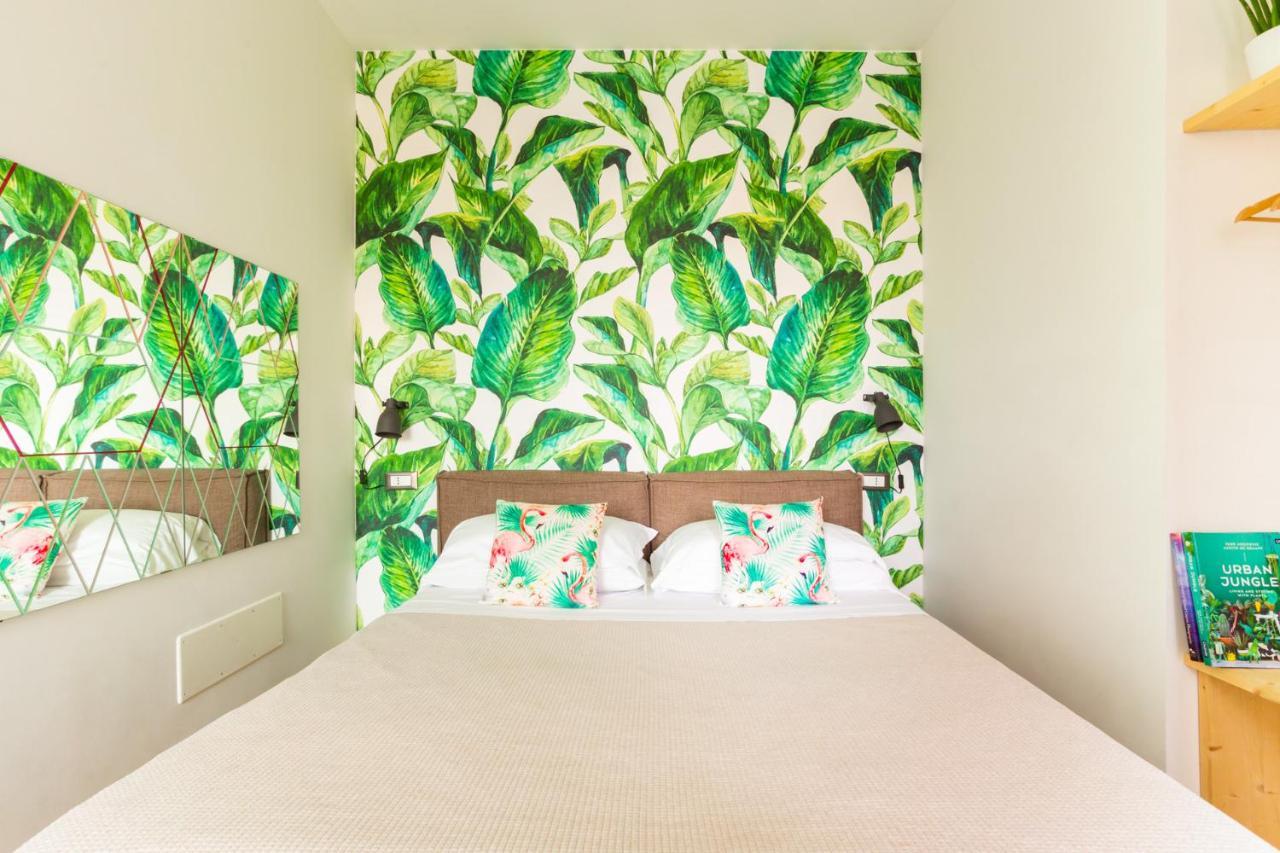 Duomo Views, Light, Jungle-Inspired Studio With Terrace Milan Exterior photo